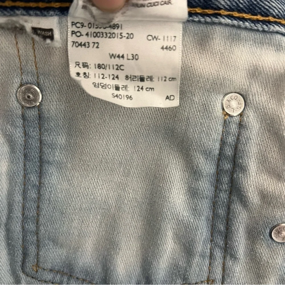 Levi's 550 Men’s W44 X L30 Relaxed Fit Denim Jeans Classic Blue Everyday Casual